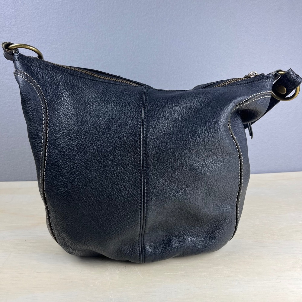 The Sak Black Pebbled Leather Hobo Shoulder Bag Contrast Stitch Brass Hardware